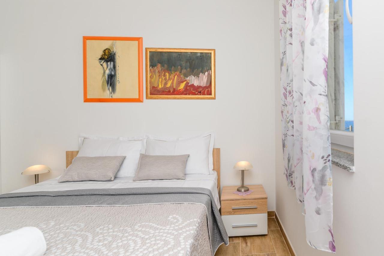 Rooms Forever Miholascica Екстериор снимка